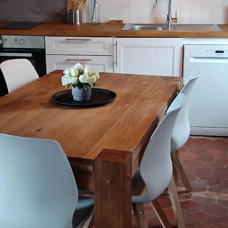 Holiday home Le Refuge De Normandie Avec Et Cheminee Mesnieres-en-Bray